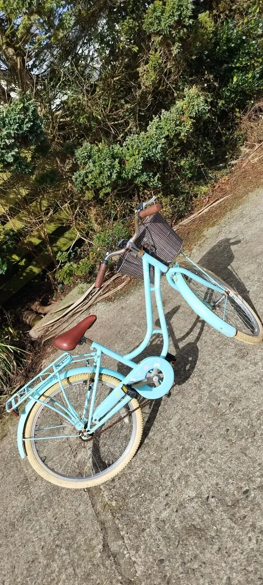 24" girls bike - Image 3