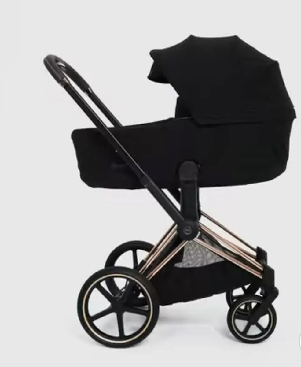 Cybex Platinum Pram Stroller (Frame & Seat) - Image 1