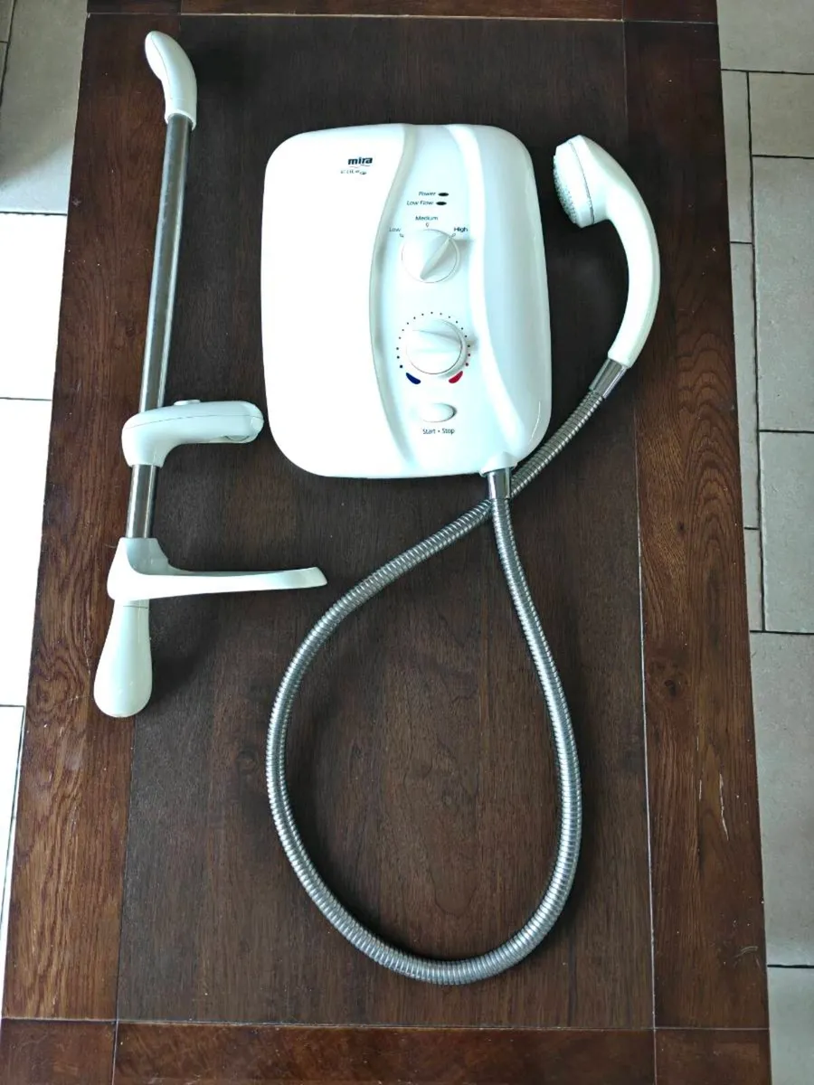 Mira elite St electric shower - Image 1
