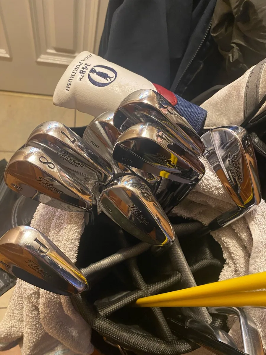 Titleist 680mb irons 3-per - Image 3