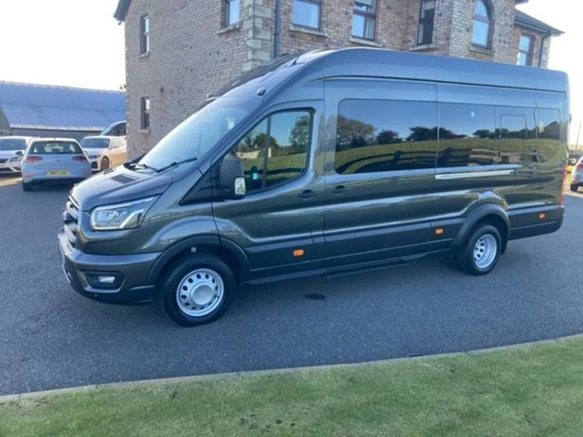 2024 FORD TRANSIT 460 LIMITED MINIBUS **AUTO** - Image 2