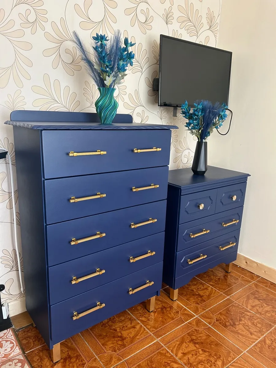 Designer Solid Pine Bedroom Furniture - Image 4