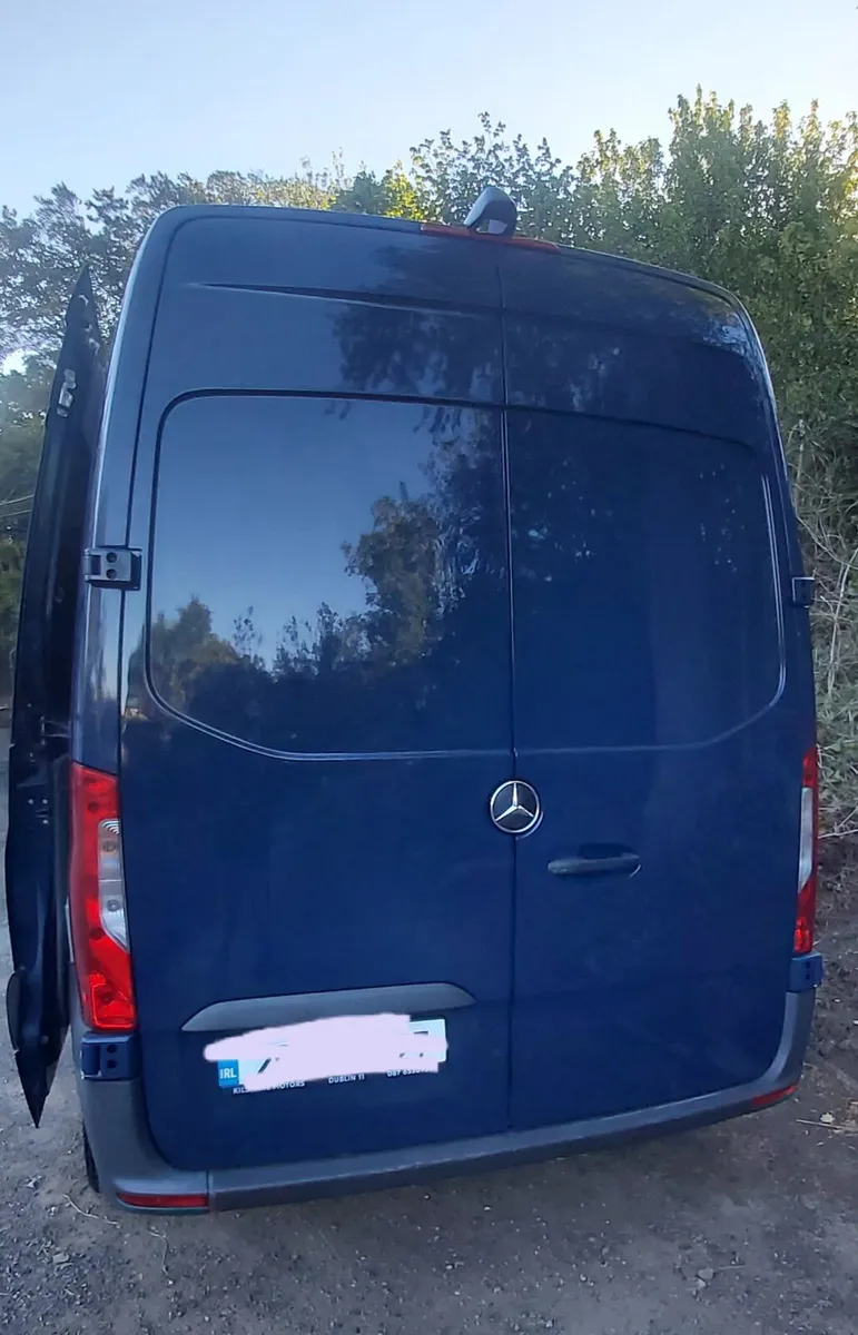 Mercedes sprinter camper conversion - Image 3