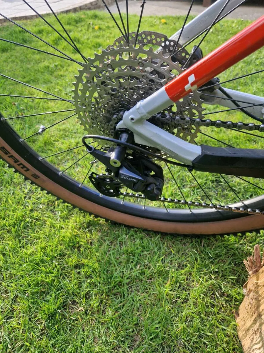 CUBE Hybrid / Electric mountain bike EMTB - Image 4