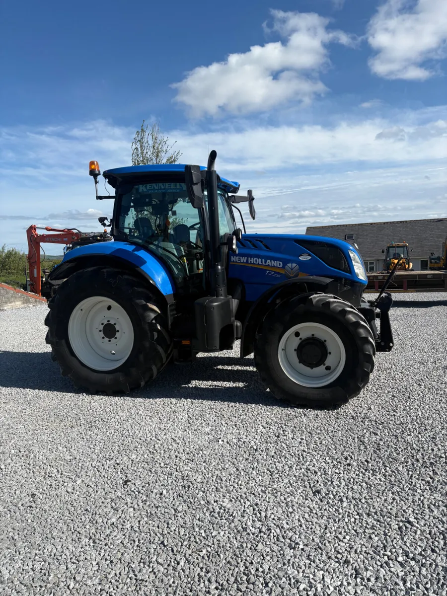 New Holland t7.210.         2020 - Image 3