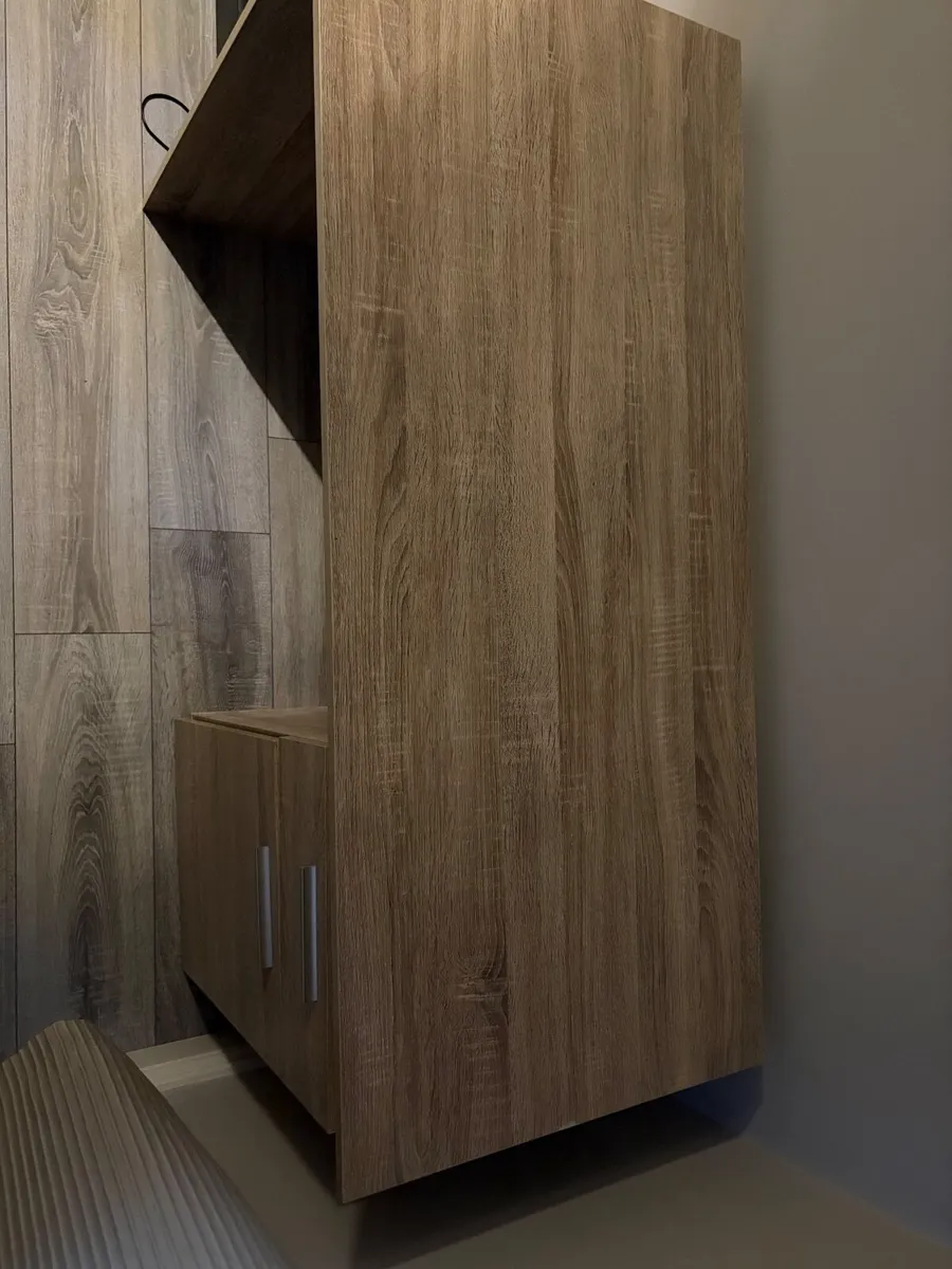 Desk for sale - Image 4