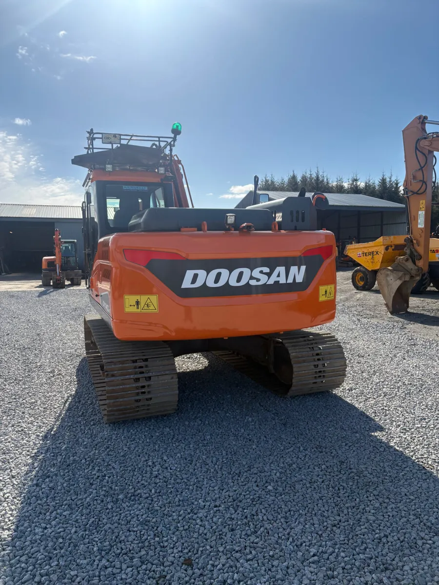Doosan dx140lc-5.          2021 - Image 4
