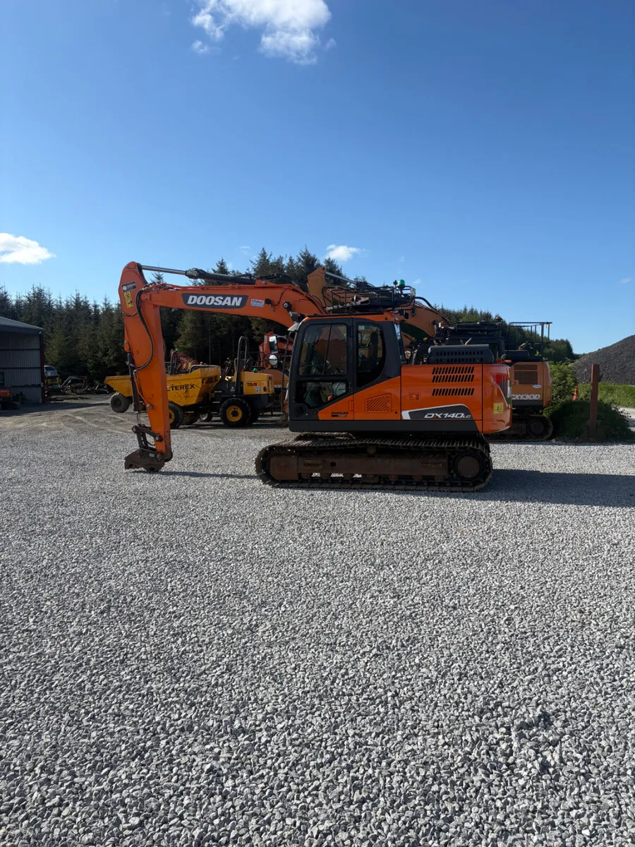 Doosan dx140lc-5.          2021 - Image 3