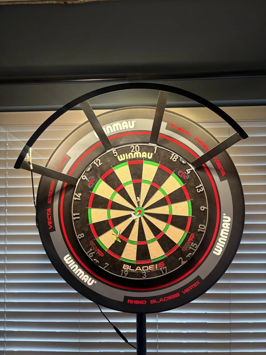 Winmau Dart Set up - Image 4