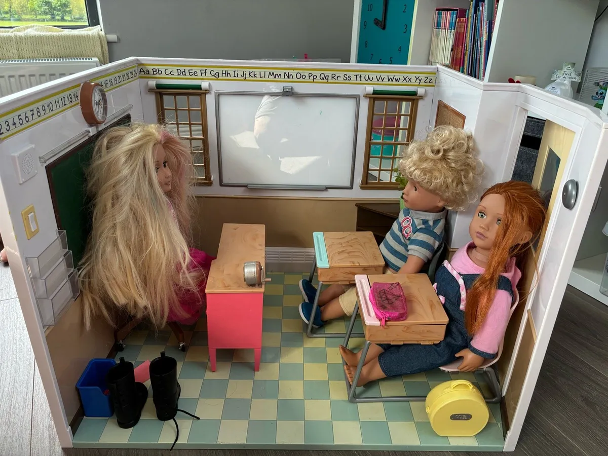 Our Generation School Set - Image 1