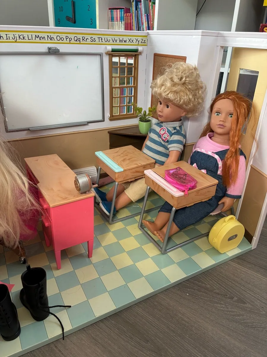 Our Generation School Set - Image 2
