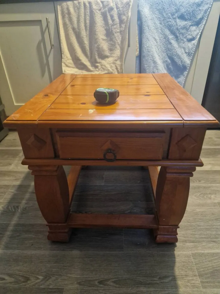 Pine table - Image 2