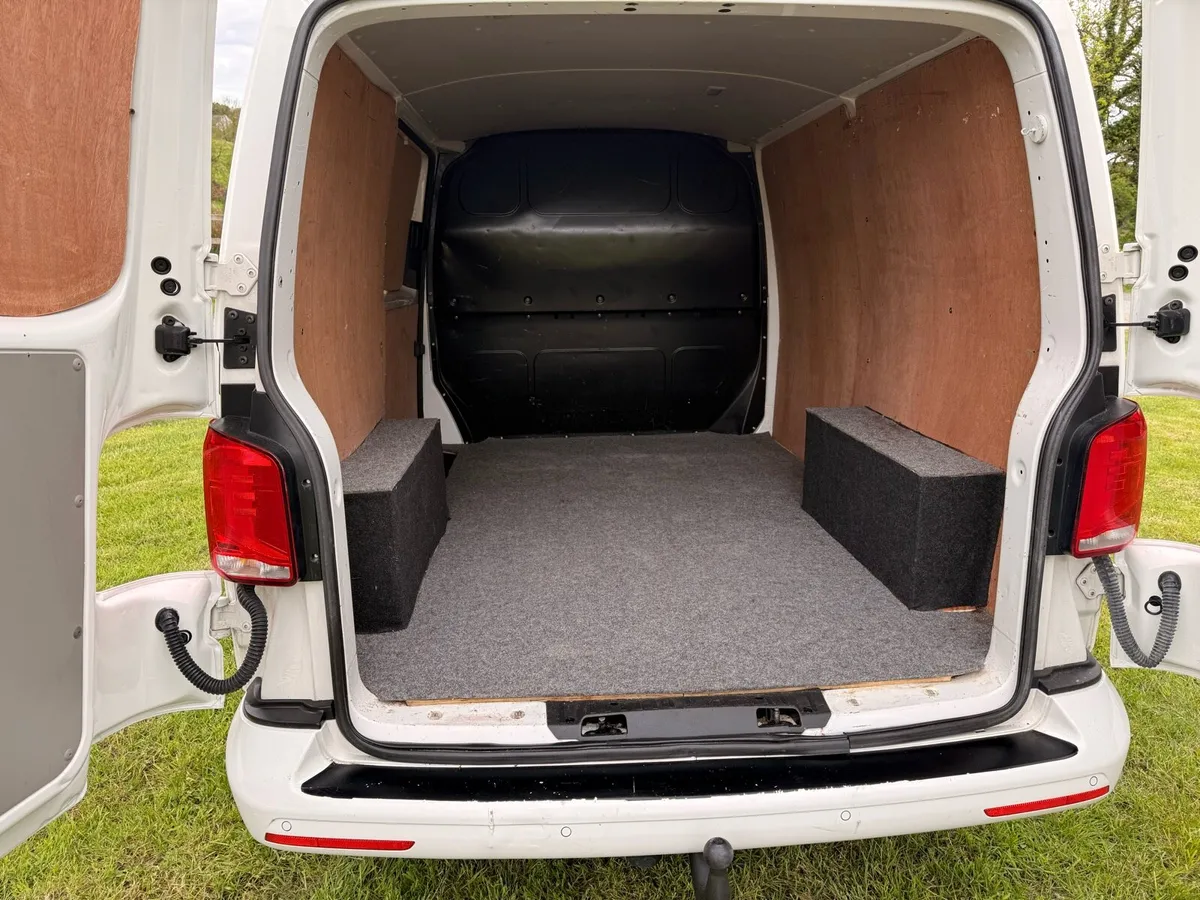 VW Transporter - Image 4