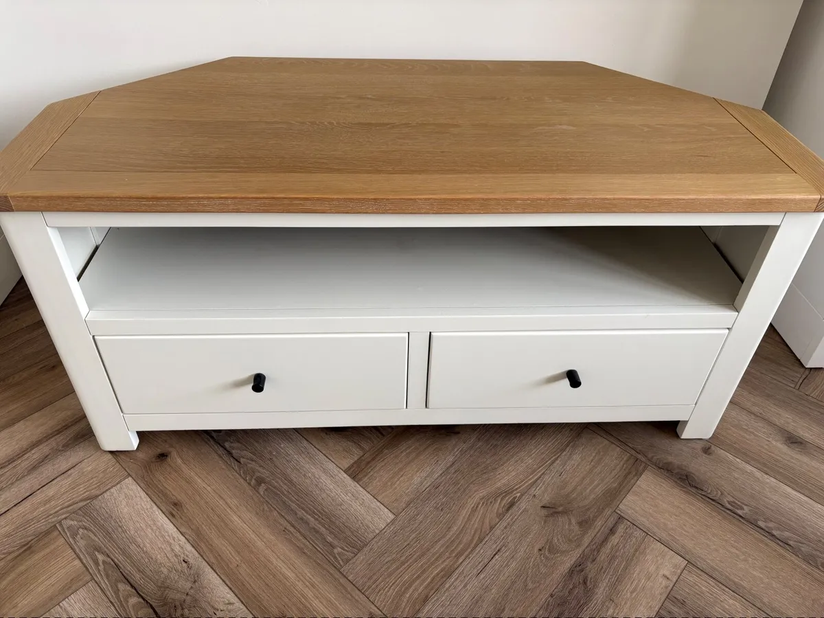TV Console Unit - Image 2