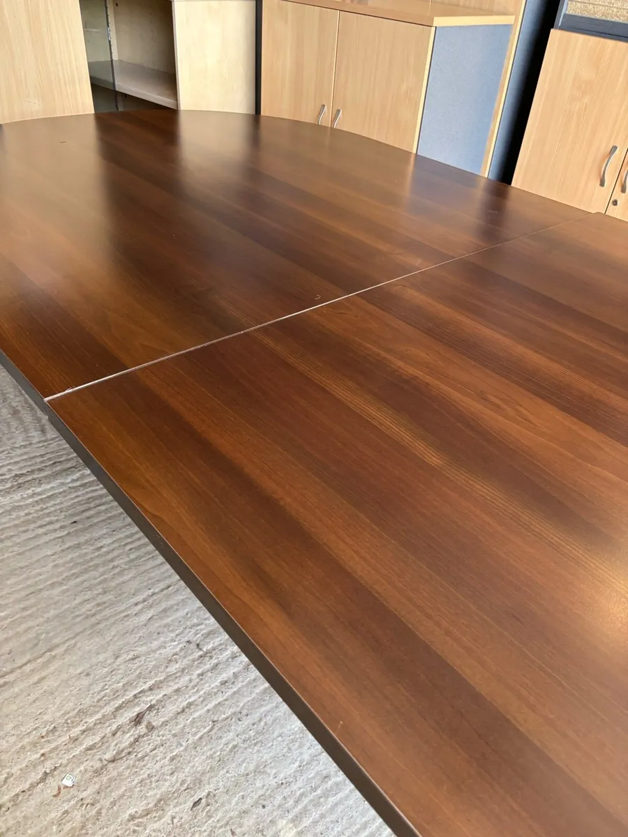 Conference table - Image 1