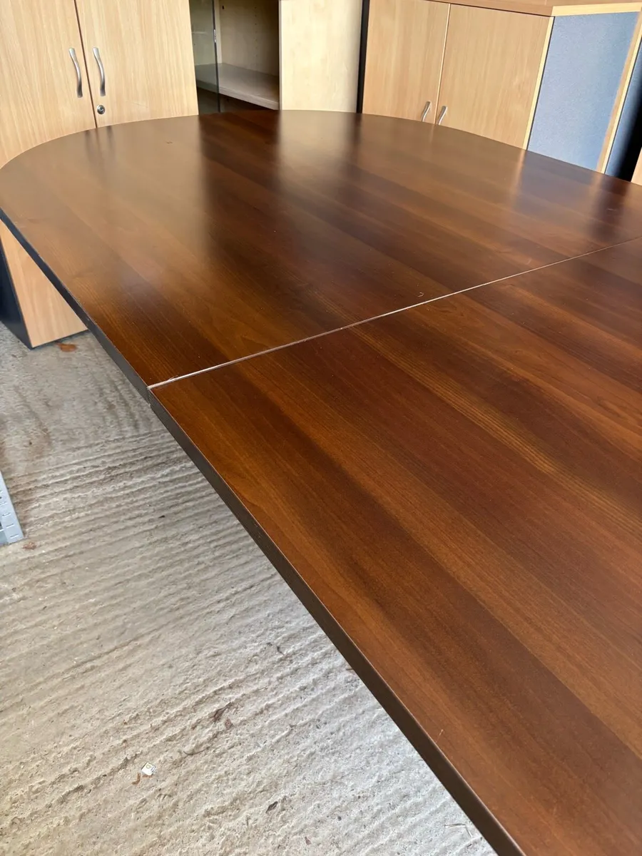 Conference table - Image 2