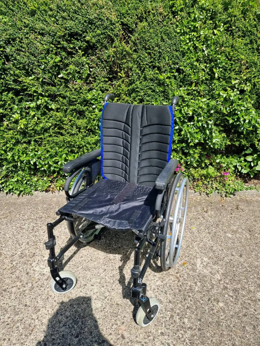 Quickie wheelchair - Image 2