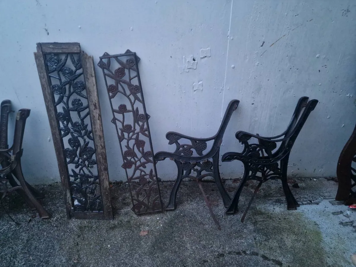 matching garden bench cast iron + backs. - Image 1
