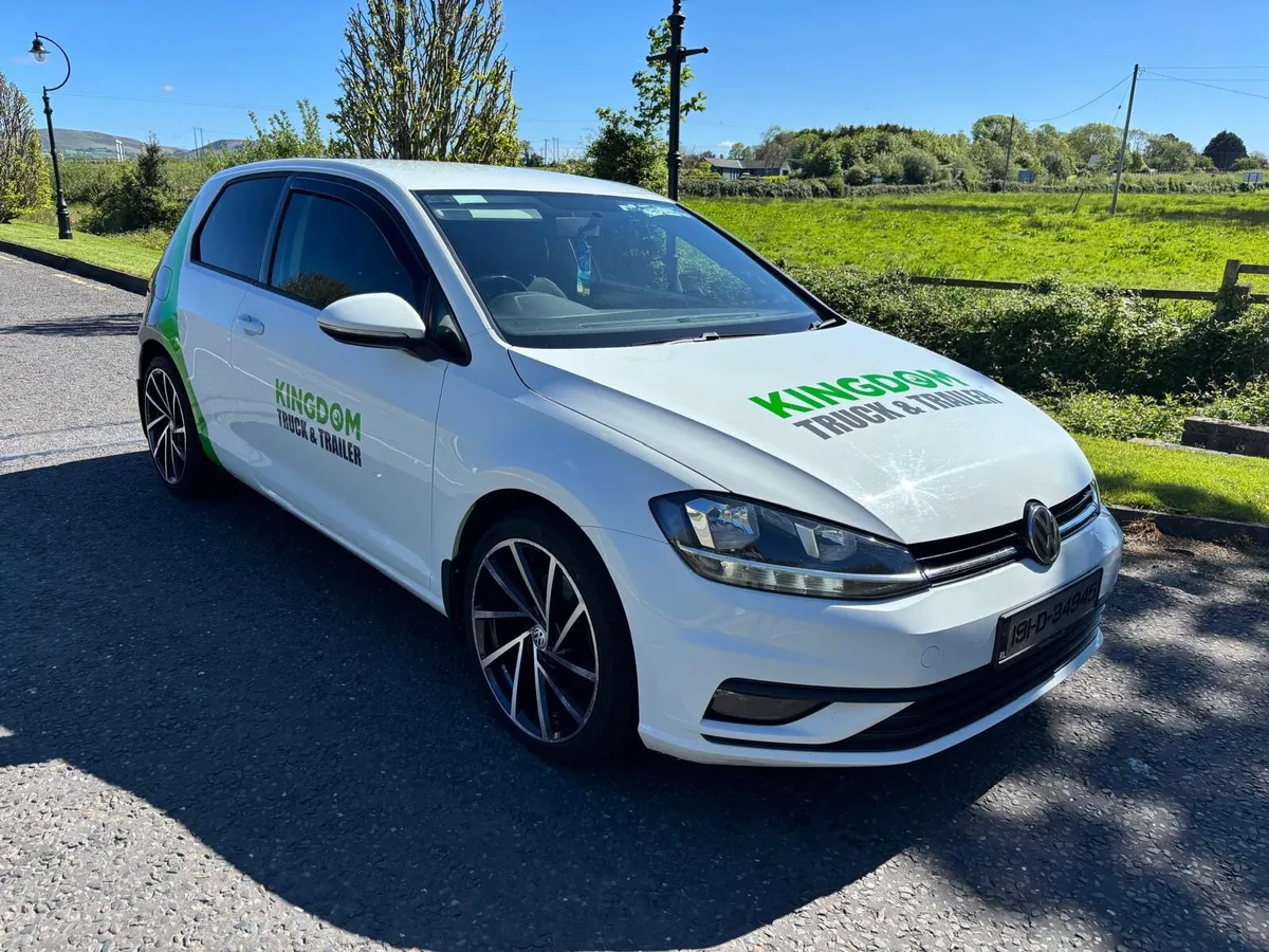 Volkswagen Golf - Image 1