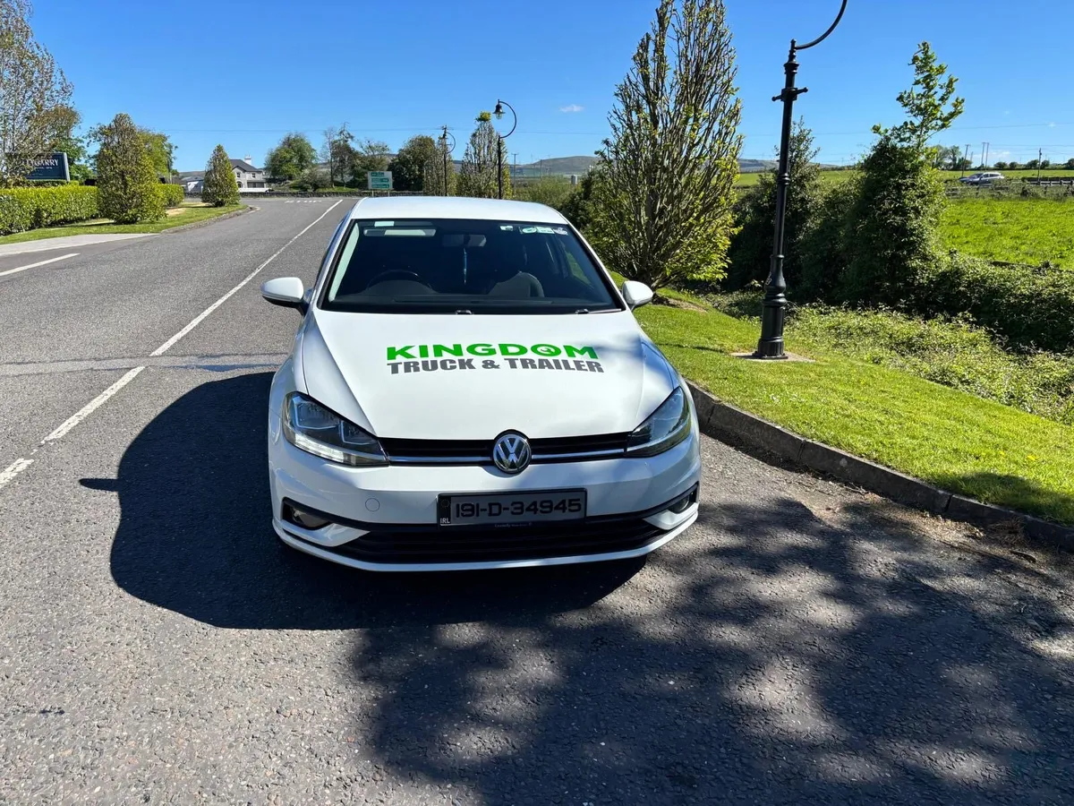 Volkswagen Golf - Image 4