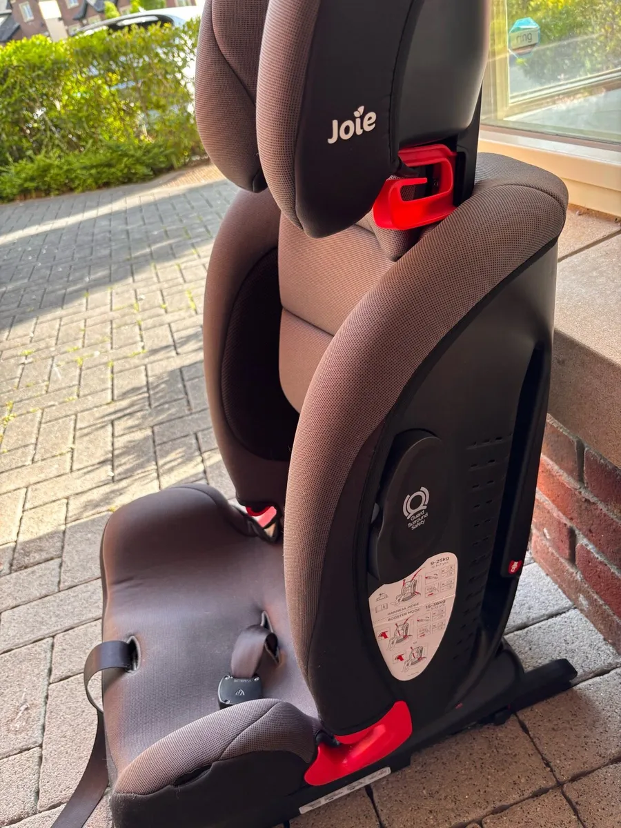 Joie car seat 15-36 kg with isofix attachment - Image 2
