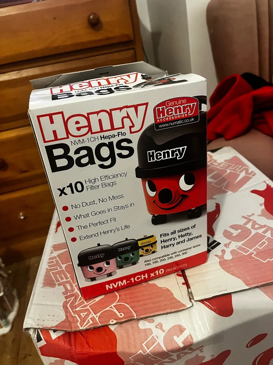 Henry Hoover - Image 3