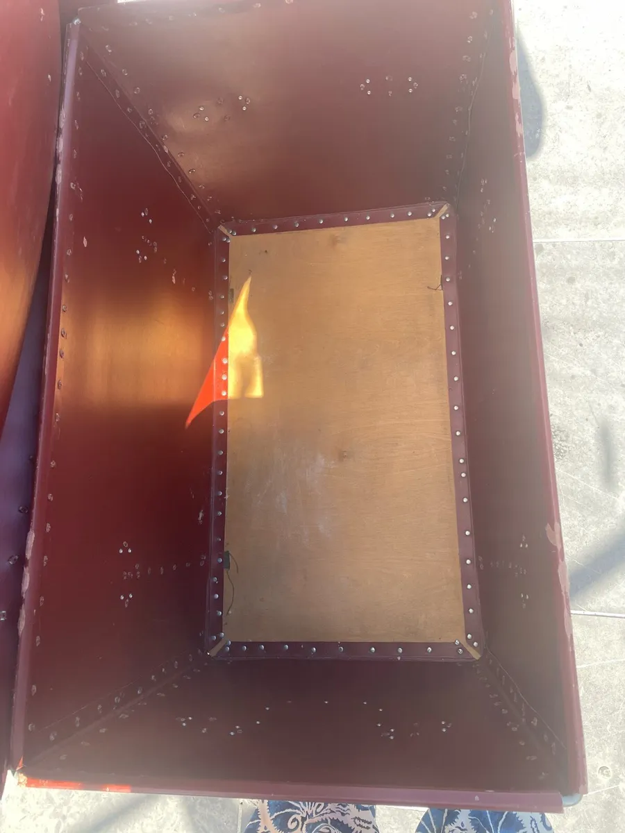Vintage travel / storage trunk from Boston - Image 3