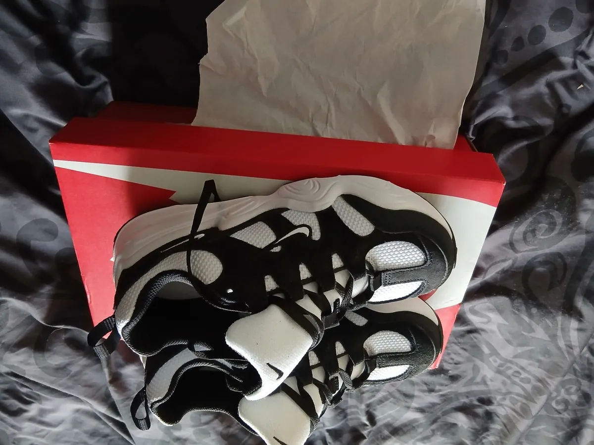 Nike trainers - Image 2
