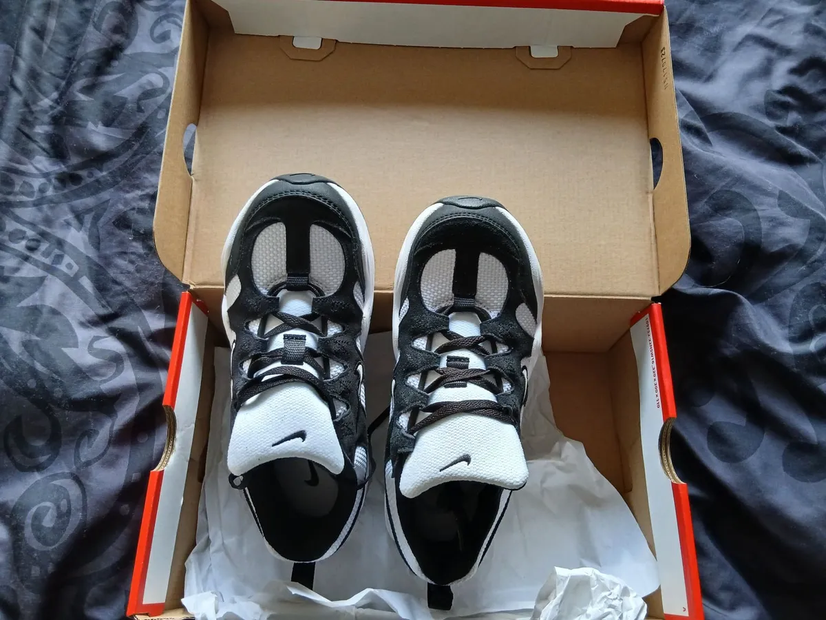 Nike trainers - Image 1