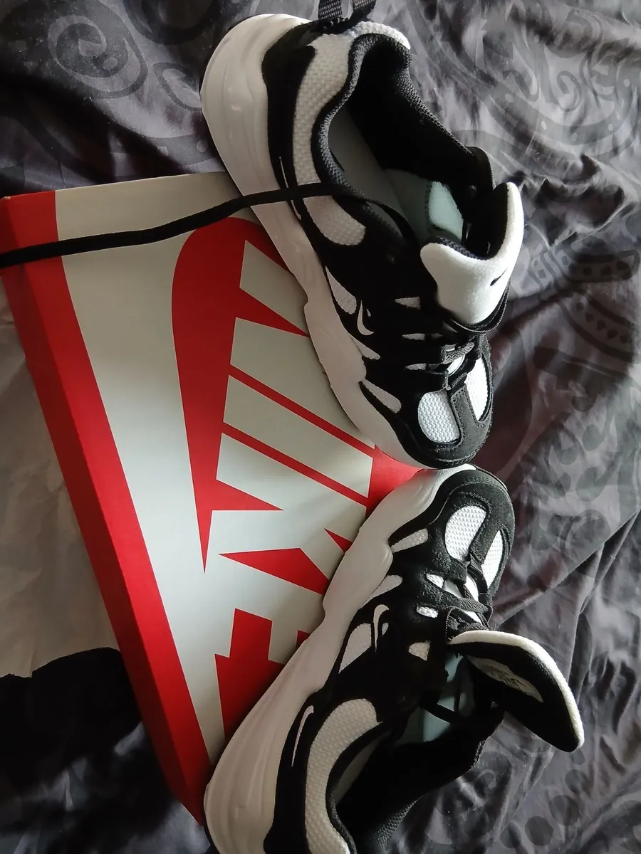 Nike trainers - Image 4