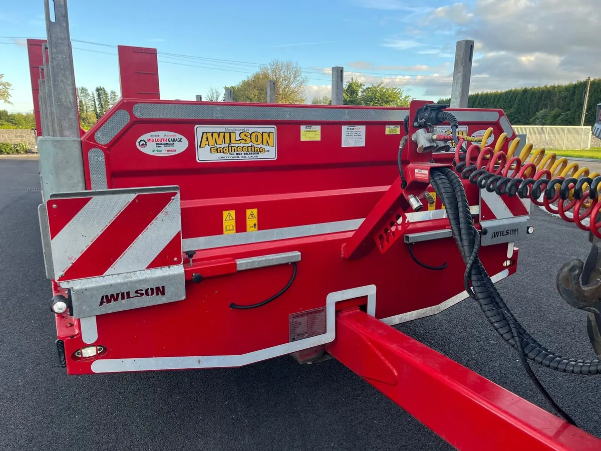 Wilson low loader - Image 1