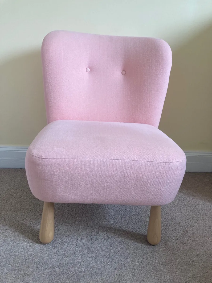 Girls pink arm chair - Image 2