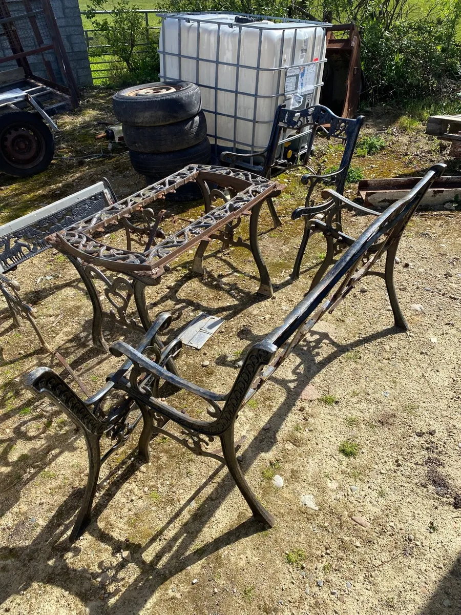 Cast iron furniture frames for a garden set. - Image 4