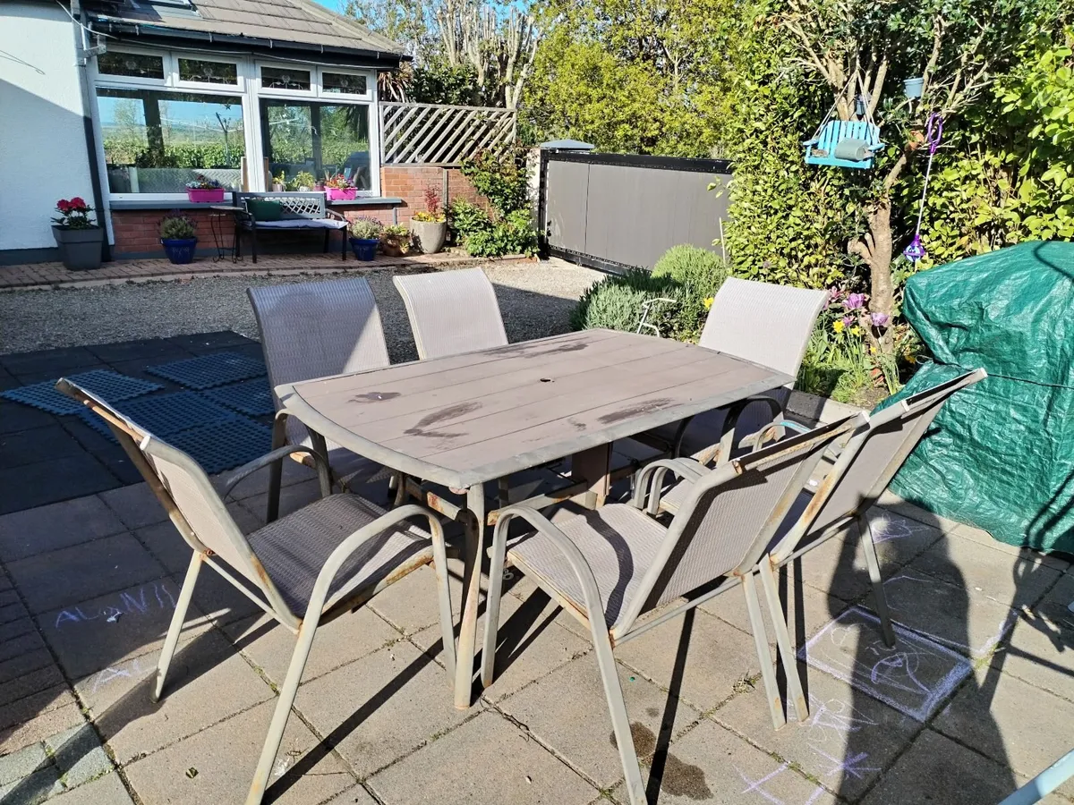 Garden Furniture - Image 1