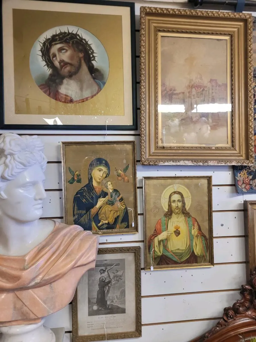 Holly statues. Price from 15-100 eu. - Image 3