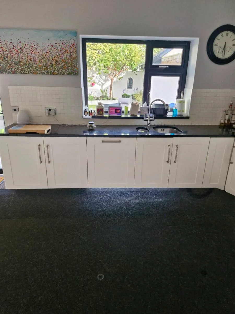 Kitchen - Image 3