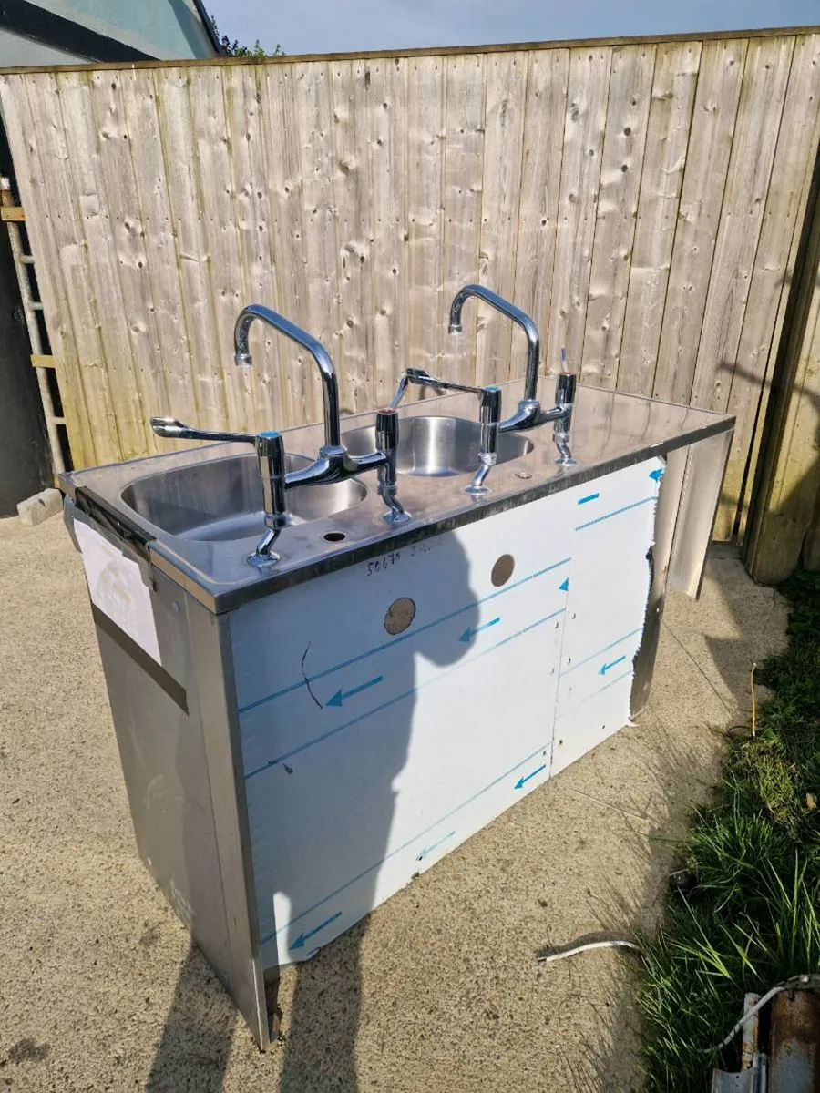 Sink - Image 2