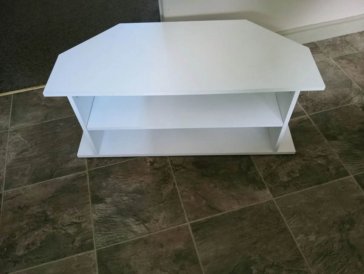 Tv corner table - Image 2