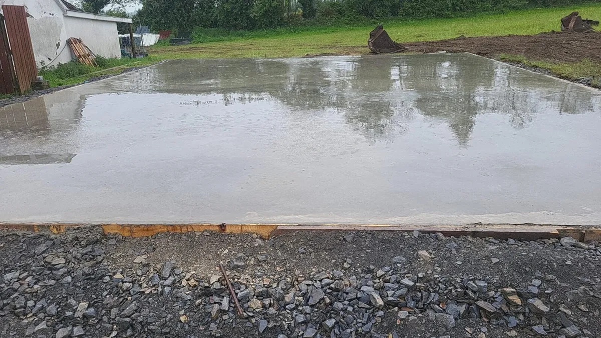 Groundworks septic tanks percolation area concreti - Image 4