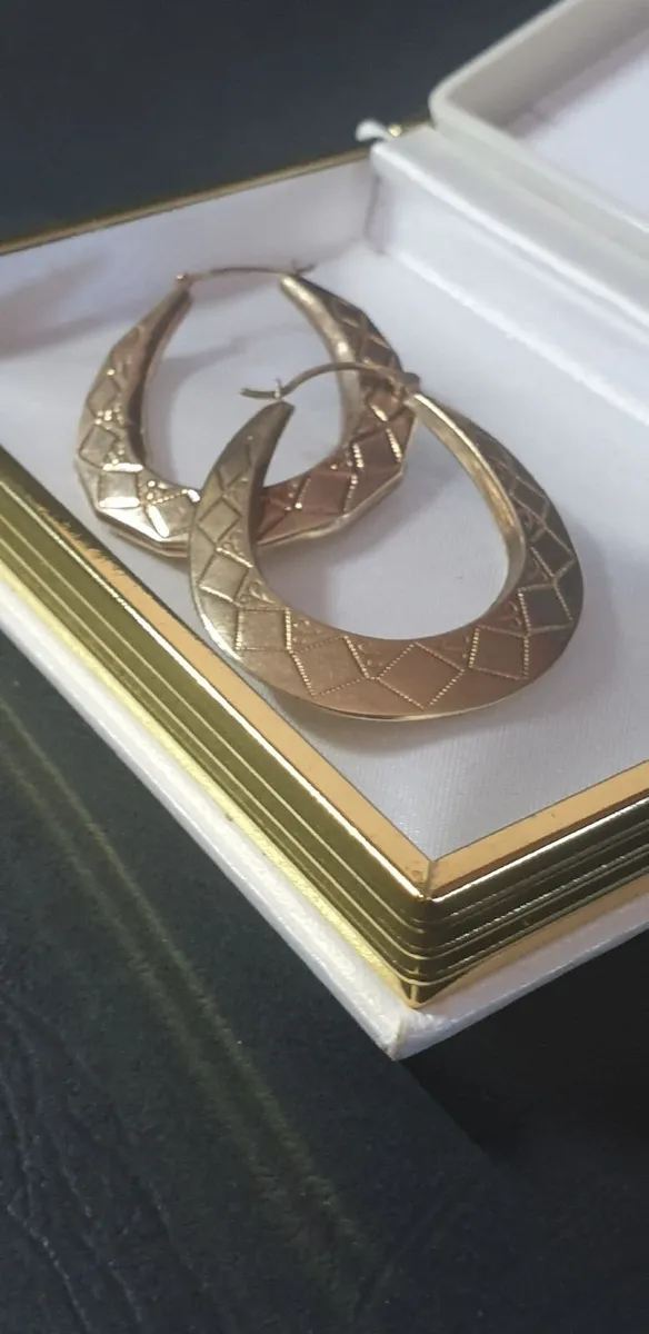 Vintage Hallmarked 9ct Gold Hoop Earrings - Image 2