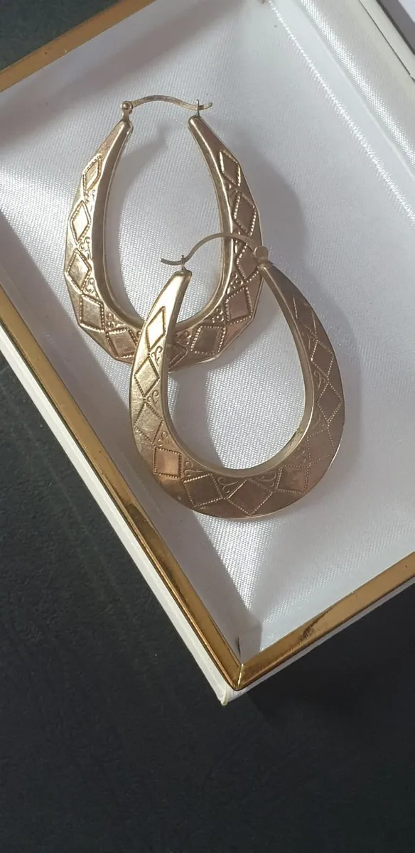 Vintage Hallmarked 9ct Gold Hoop Earrings - Image 4