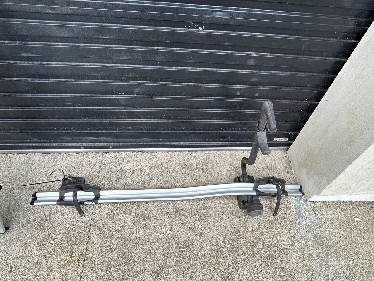 Thule Proride Bikerack & Roof Bars - Image 3