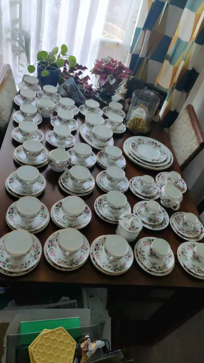 Stunning vintage Wedgwood - Image 2