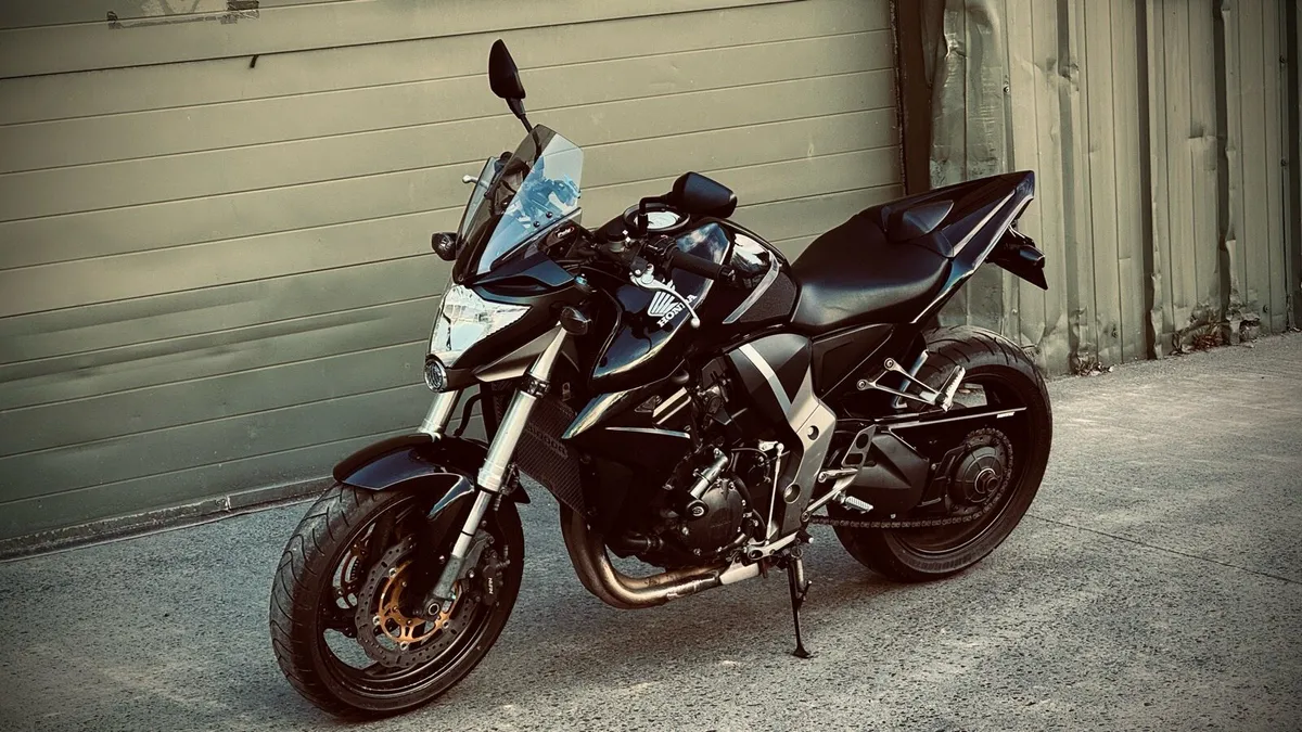 Honda CB 1000r - Image 3