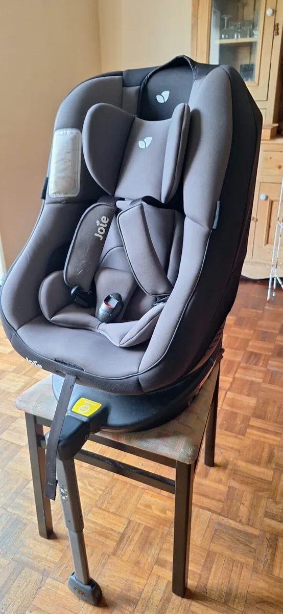 Joie 360° Car Seat - Image 1