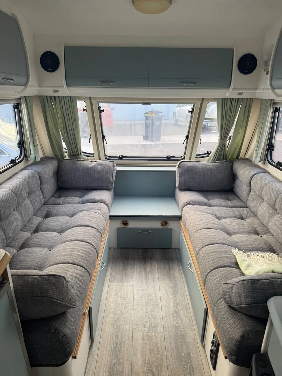 Coachman Amara 2003 - Image 4