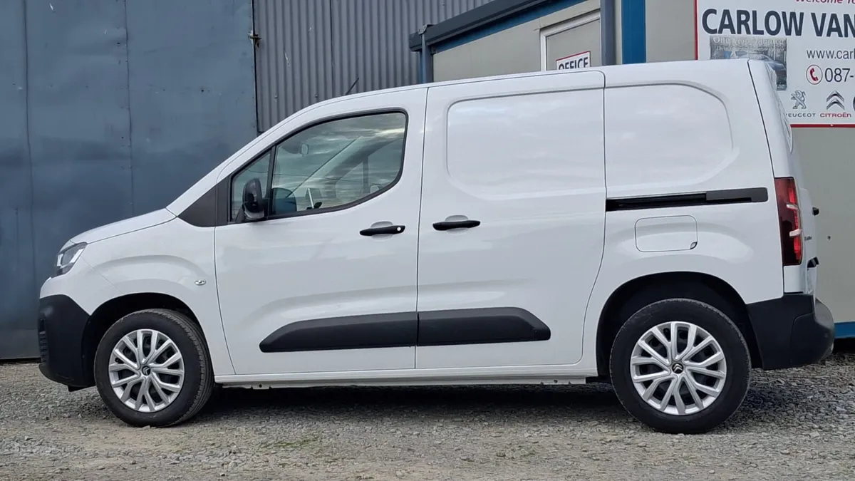 231 Automatic 130bhp Citroen Berlingo Enterprise - Image 3