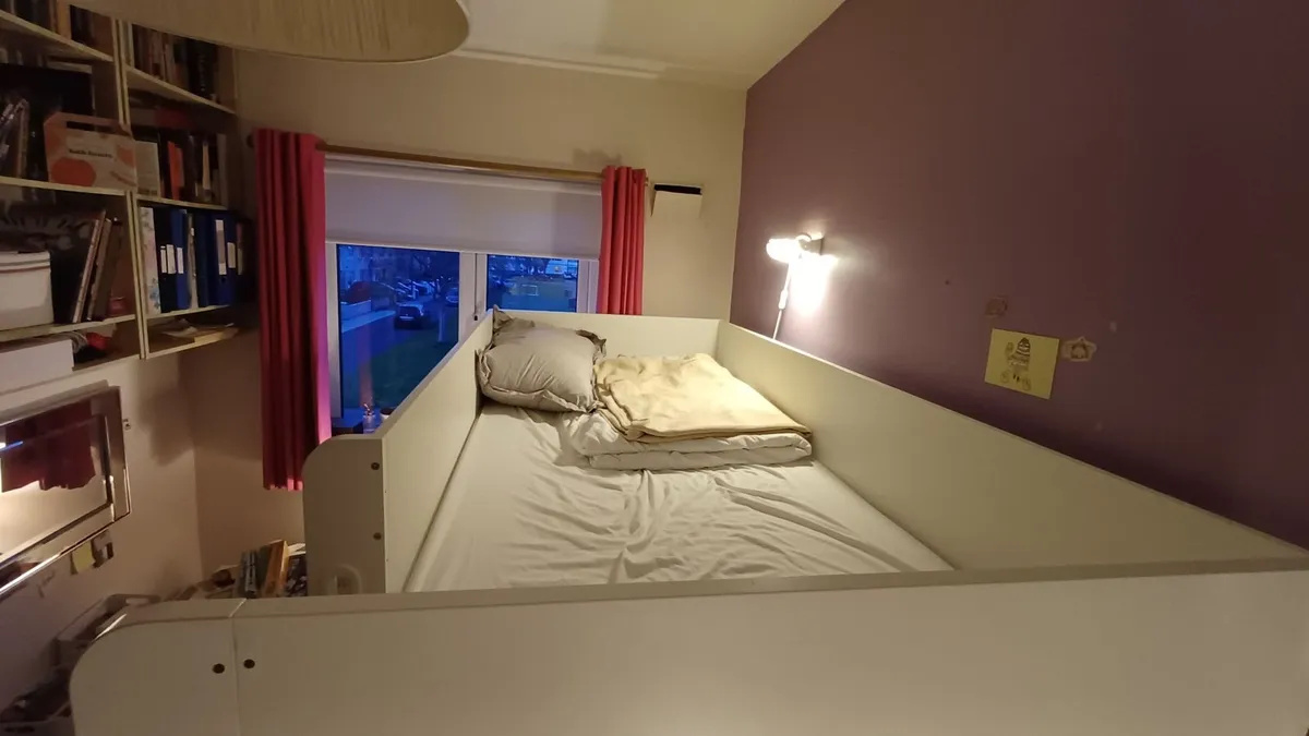 Loft bed with integrated wardrobe, shelves & drawe - Image 3