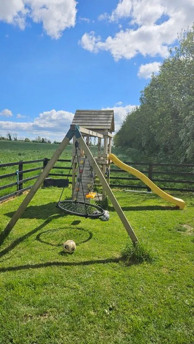 Kids garden climbing frame - Image 1