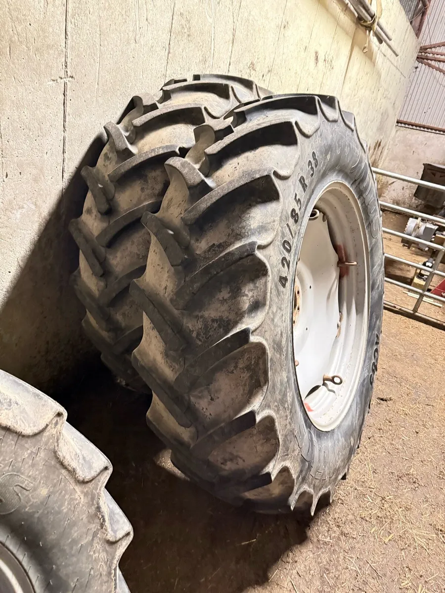 Tractor Tyres - 420/85 R38 , 340/85 R28 - Image 1
